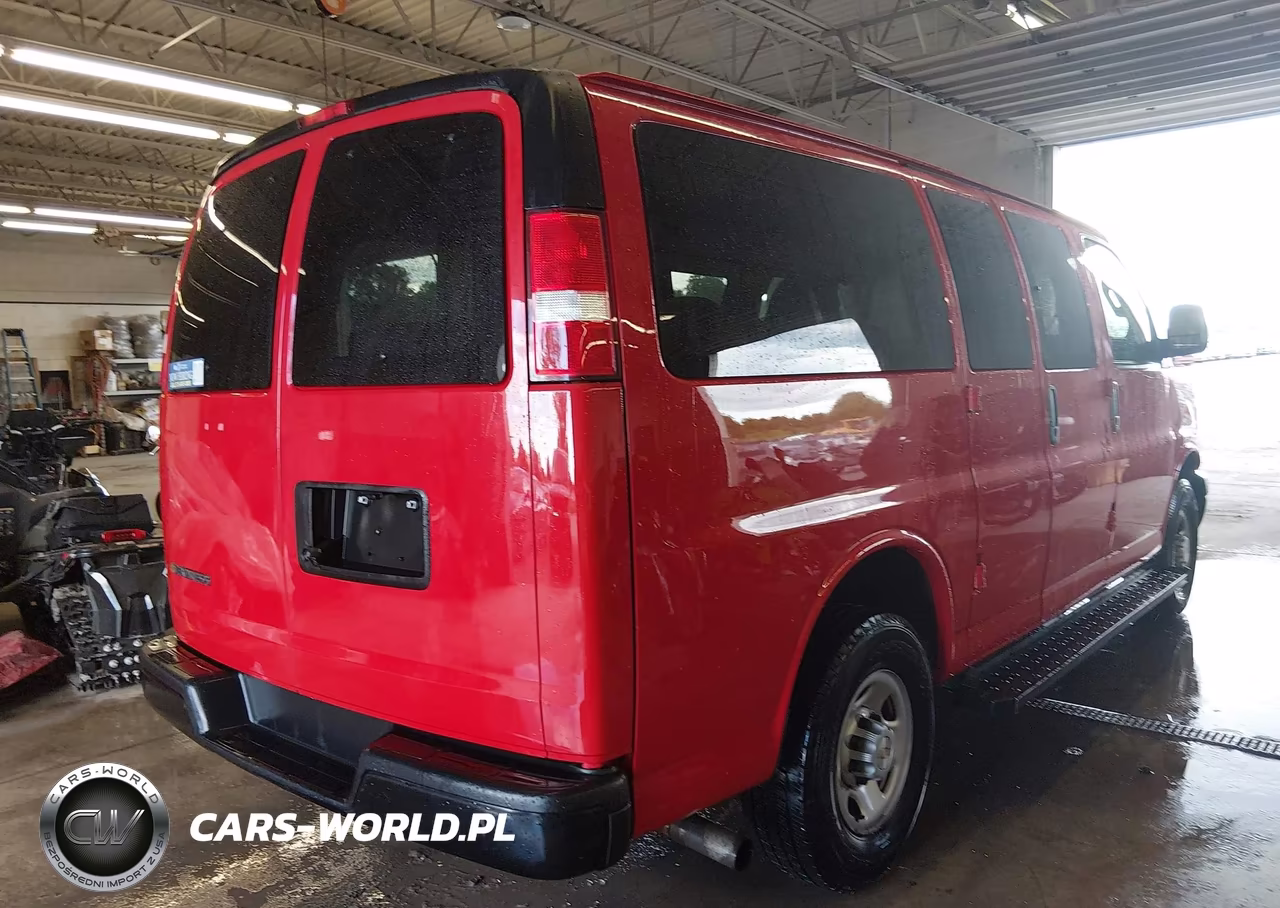 2023 Chevrolet Express Passenger Rwd 2500 Regular Wheelbase Ls VIN:1GAWGEFPXP1105827 - 4