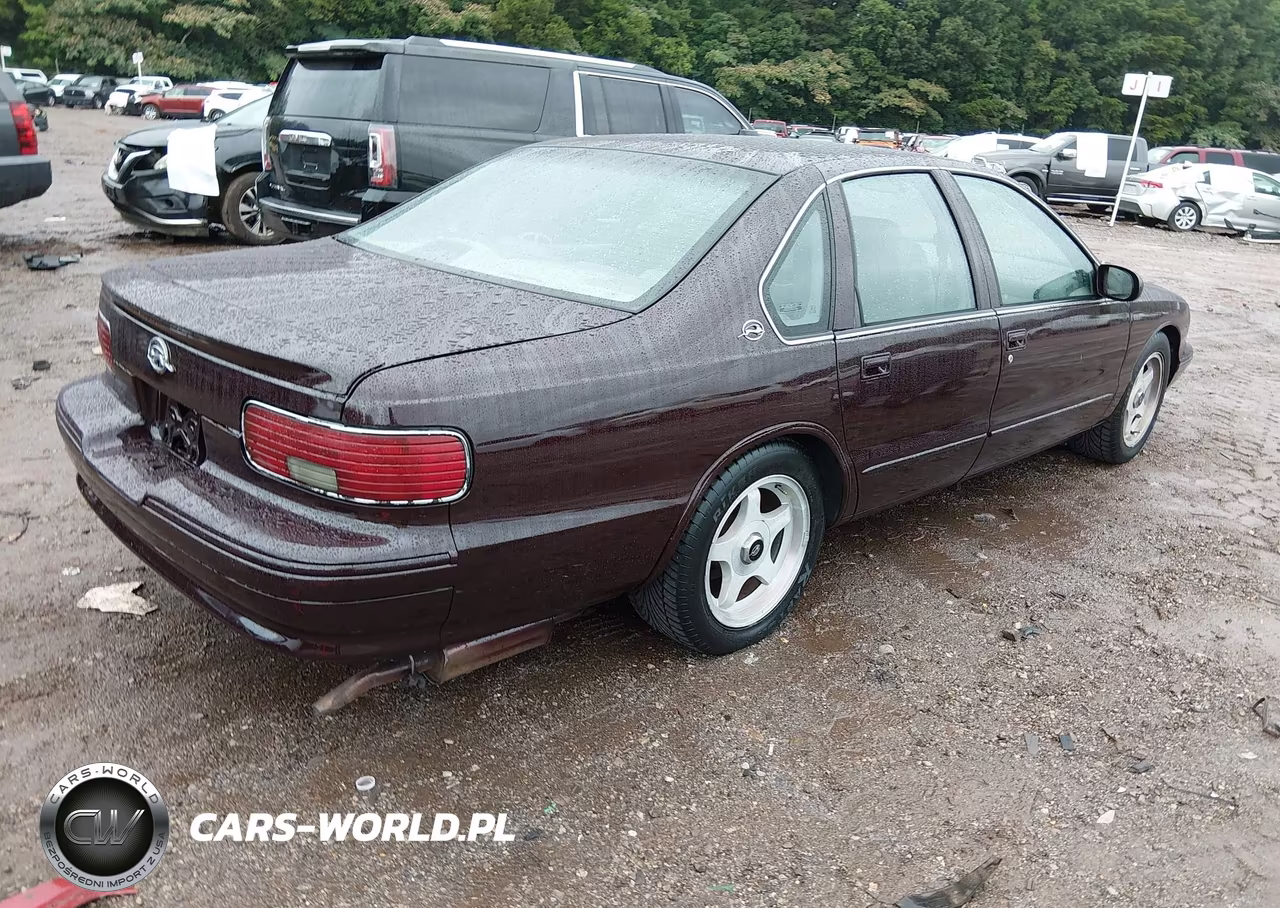 1995 Chevrolet Caprice - Impala Classic Ss VIN:1G1BL52P9SR175250 - 4