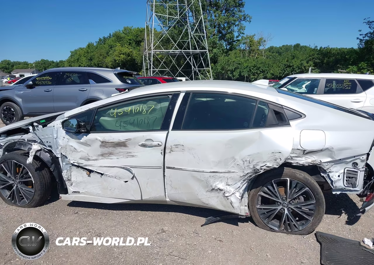 2023 Toyota Prius Xle Awd-E VIN:JTDADABU3P3002011 - 14