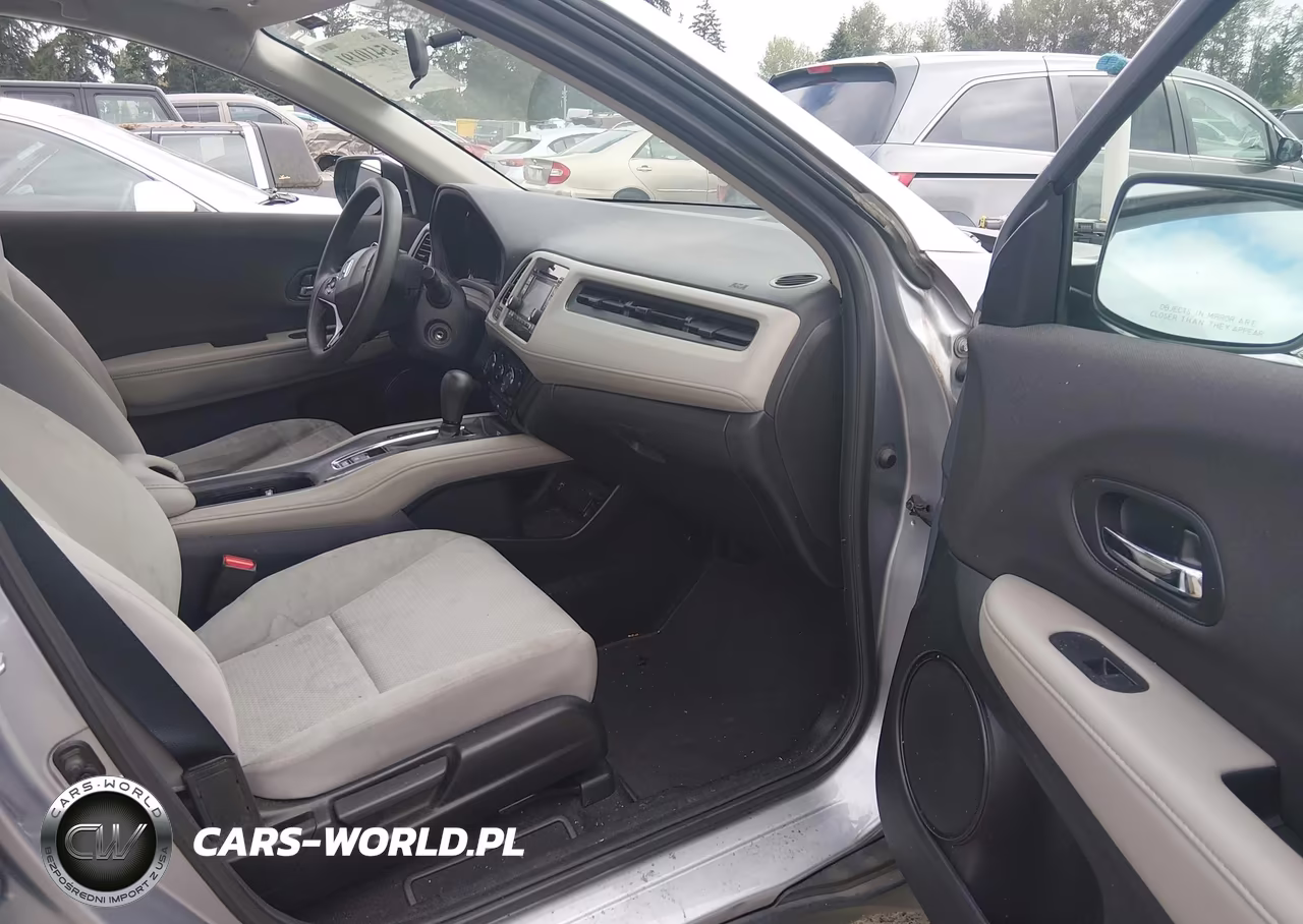 2019 Honda Hr-V Lx VIN:3CZRU6H32KG716792 - 5