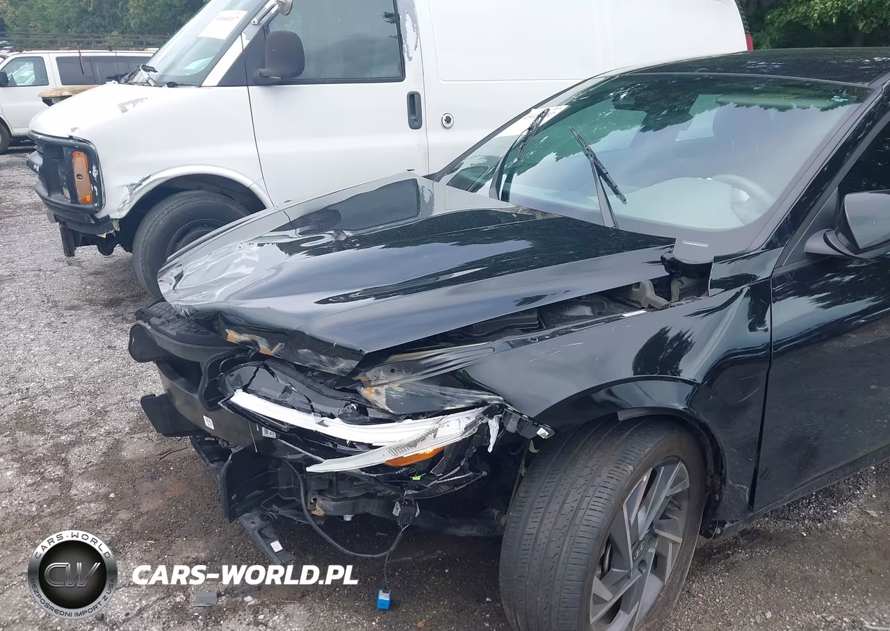 2025 Hyundai Elantra Sel Sport VIN:KMHLM4DG3SU043724 - 6
