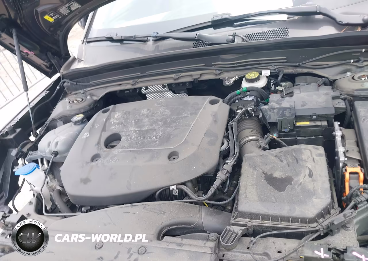 2025 Volvo Xc40 B5 Plus Dark Theme VIN:YV4L12UC7S2533705 - 10