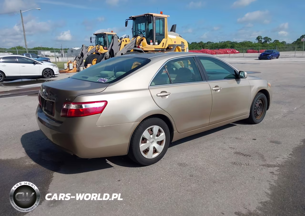 2007 Toyota Camry Le VIN:4T1BE46K07U534222 - 4