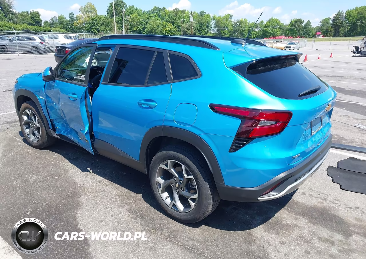 2025 Chevrolet Trax Fwd Lt VIN:KL77LHEPXSC202949 - 3