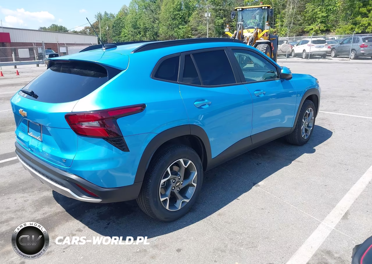 2025 Chevrolet Trax Fwd Lt VIN:KL77LHEPXSC202949 - 4