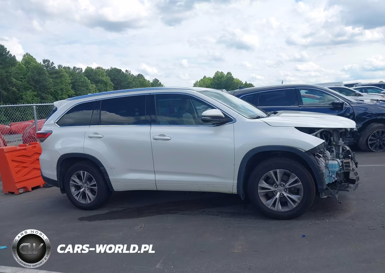2015 Toyota Highlander Xle V6 VIN:5TDJKRFHXFS167097 - 14