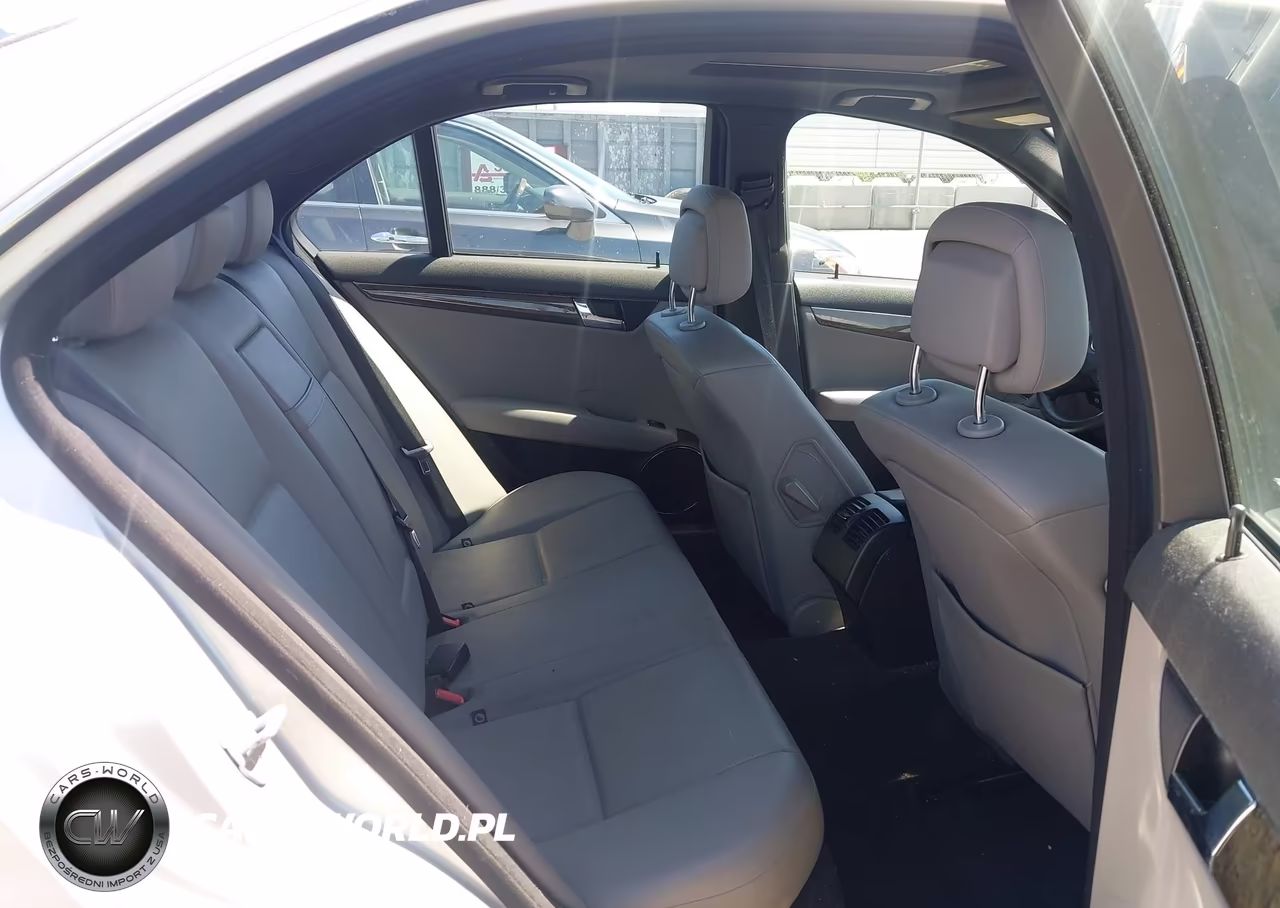 2008 Mercedes-Benz C 350 Sport VIN:WDDGF56X78F181689 - 8