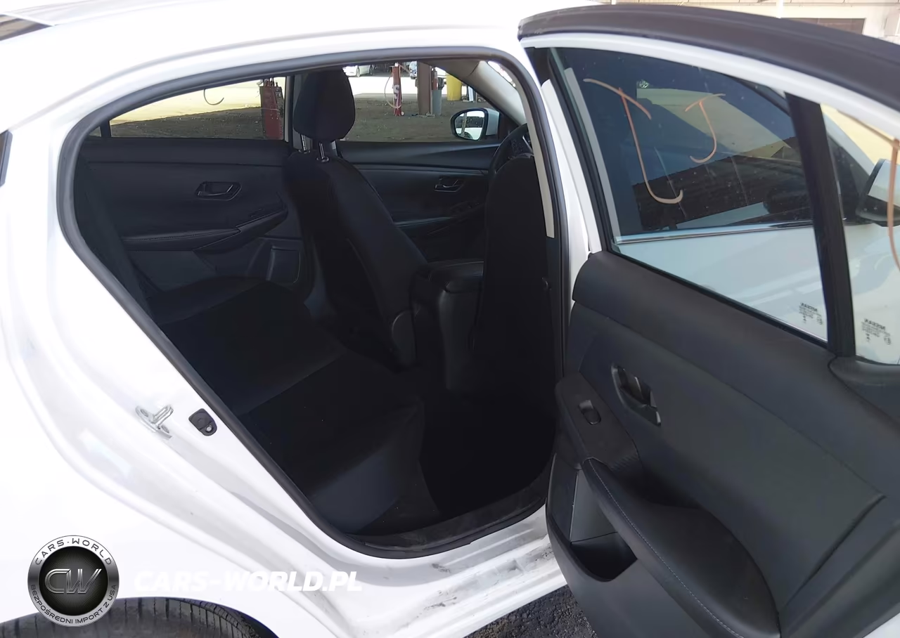 2025 Nissan Sentra S VIN:3N1AB8BV1SY250056 - 8
