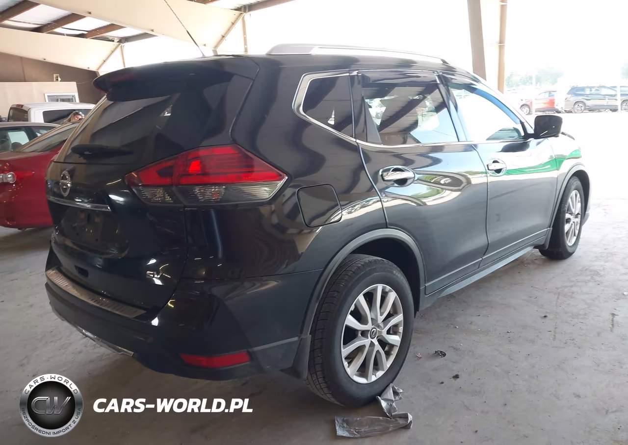 2017 Nissan Rogue Sv VIN:KNMAT2MT5HP609843 - 4
