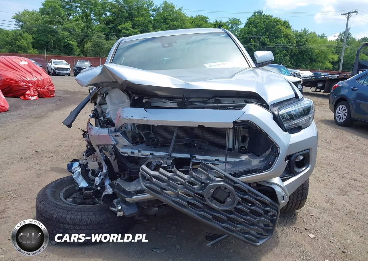 2023 Toyota Tacoma Trd Off Road VIN:3TMCZ5AN1PM631082 - 12