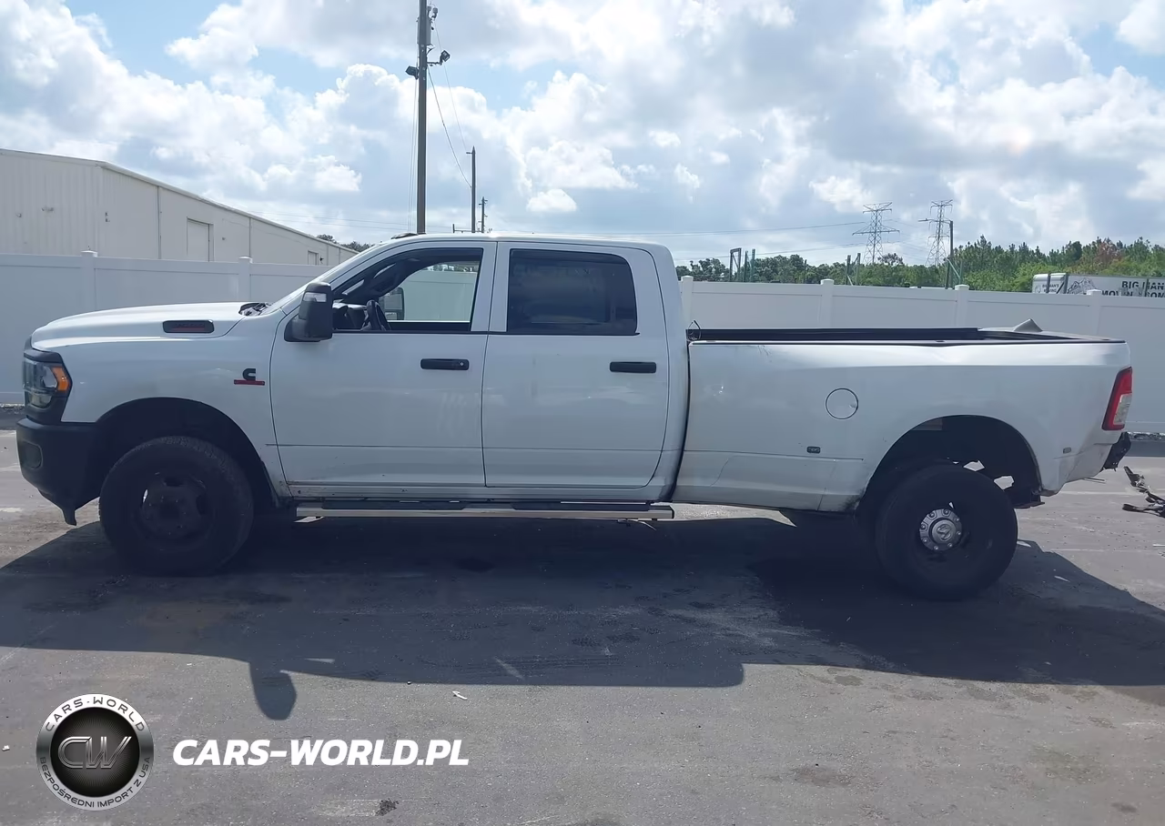 2024 Ram 3500 Tradesman 4X4 8' Box VIN:3C63RRGL2RG109924 - 15