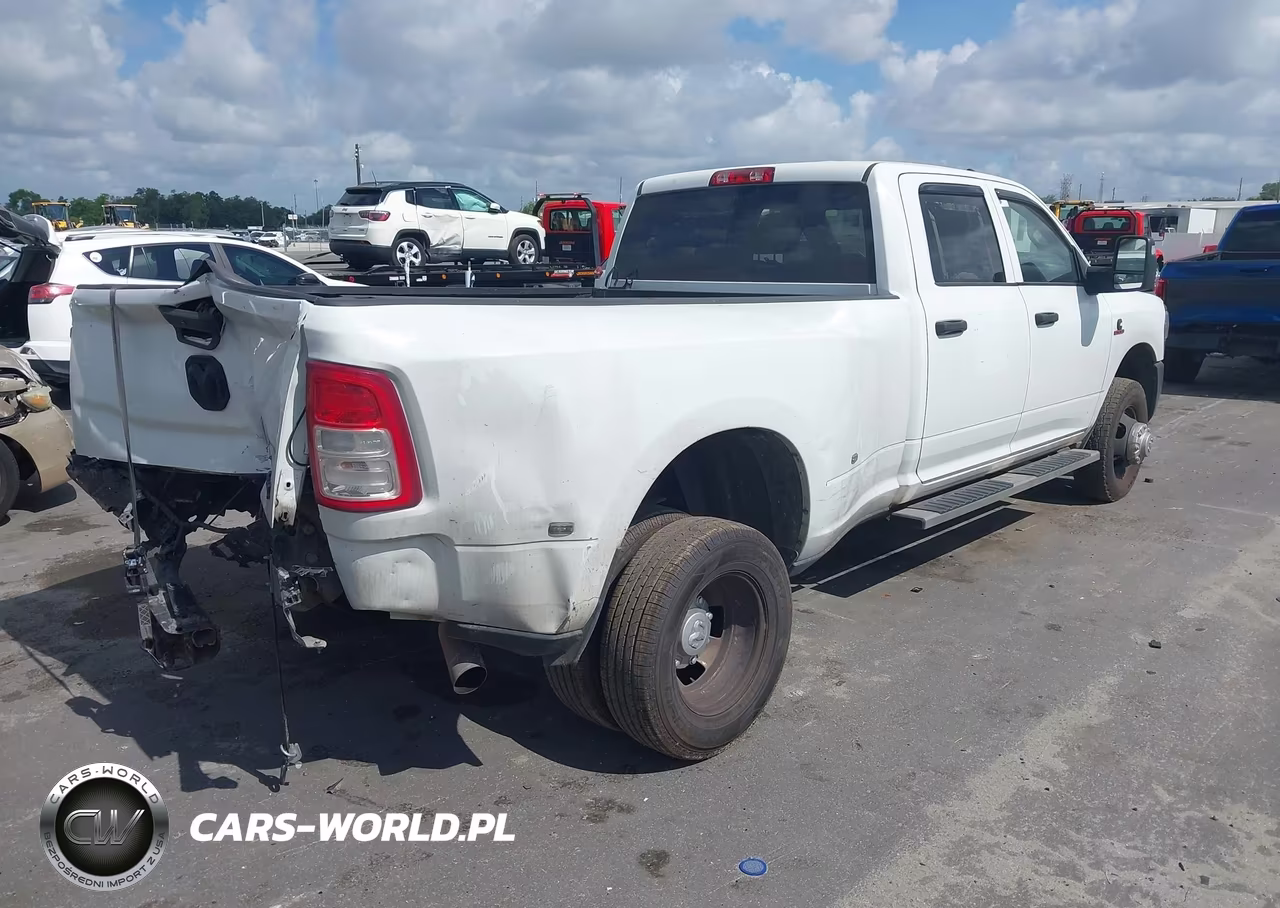 2024 Ram 3500 Tradesman 4X4 8' Box VIN:3C63RRGL2RG109924 - 4