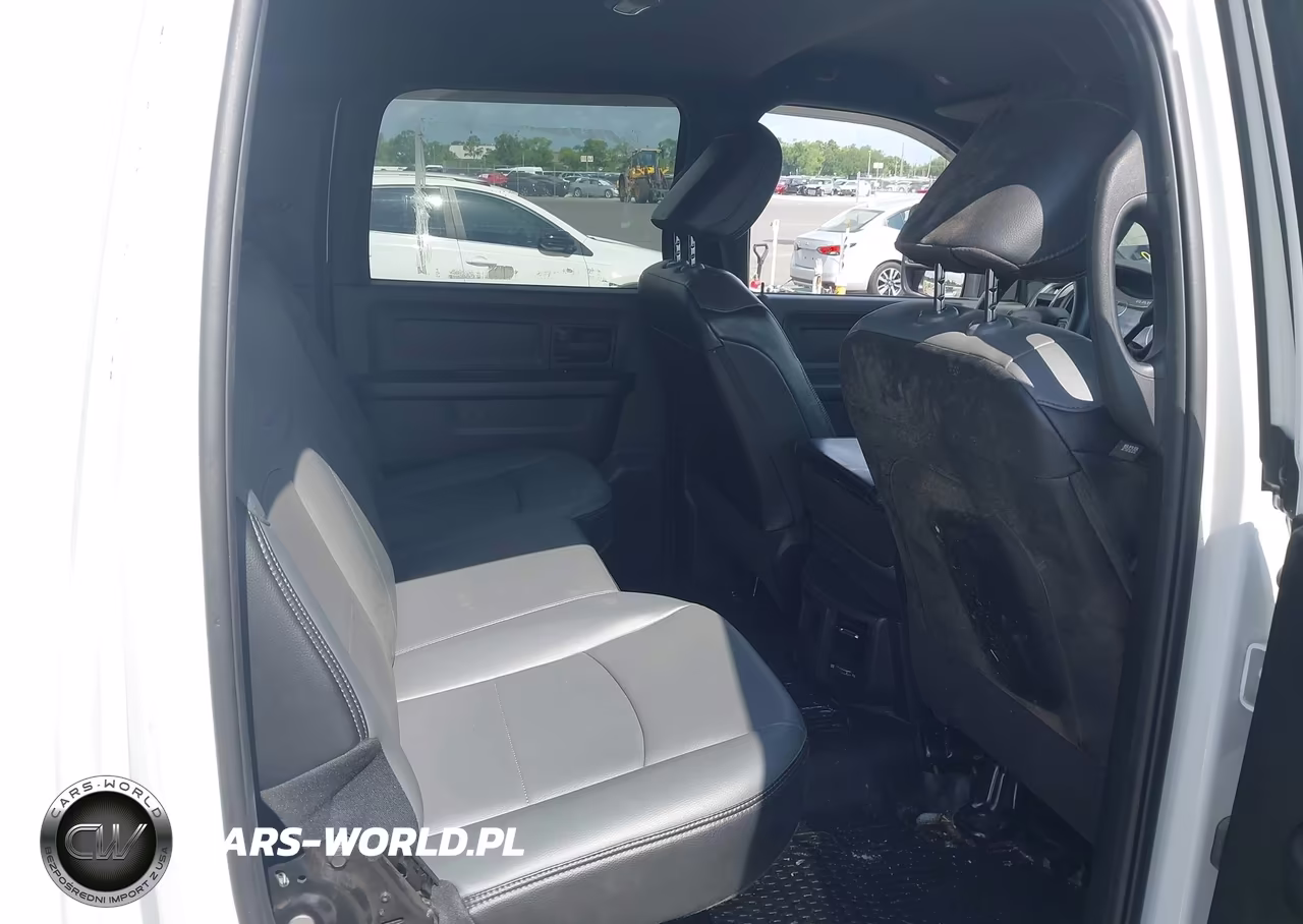 2024 Ram 3500 Tradesman 4X4 8' Box VIN:3C63RRGL2RG109924 - 8