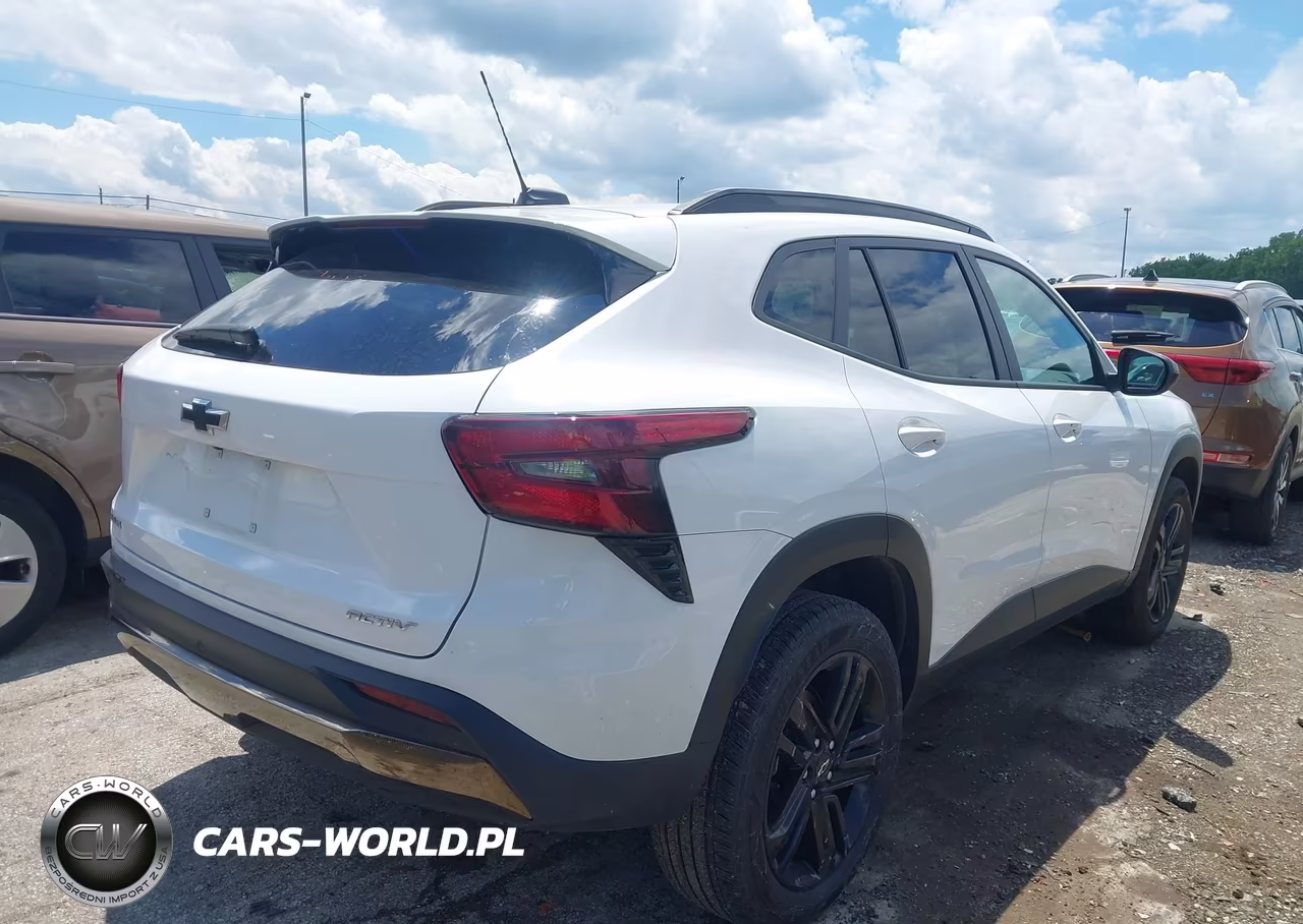 2025 Chevrolet Trax Fwd Activ VIN:KL77LKEP2SC027531 - 4