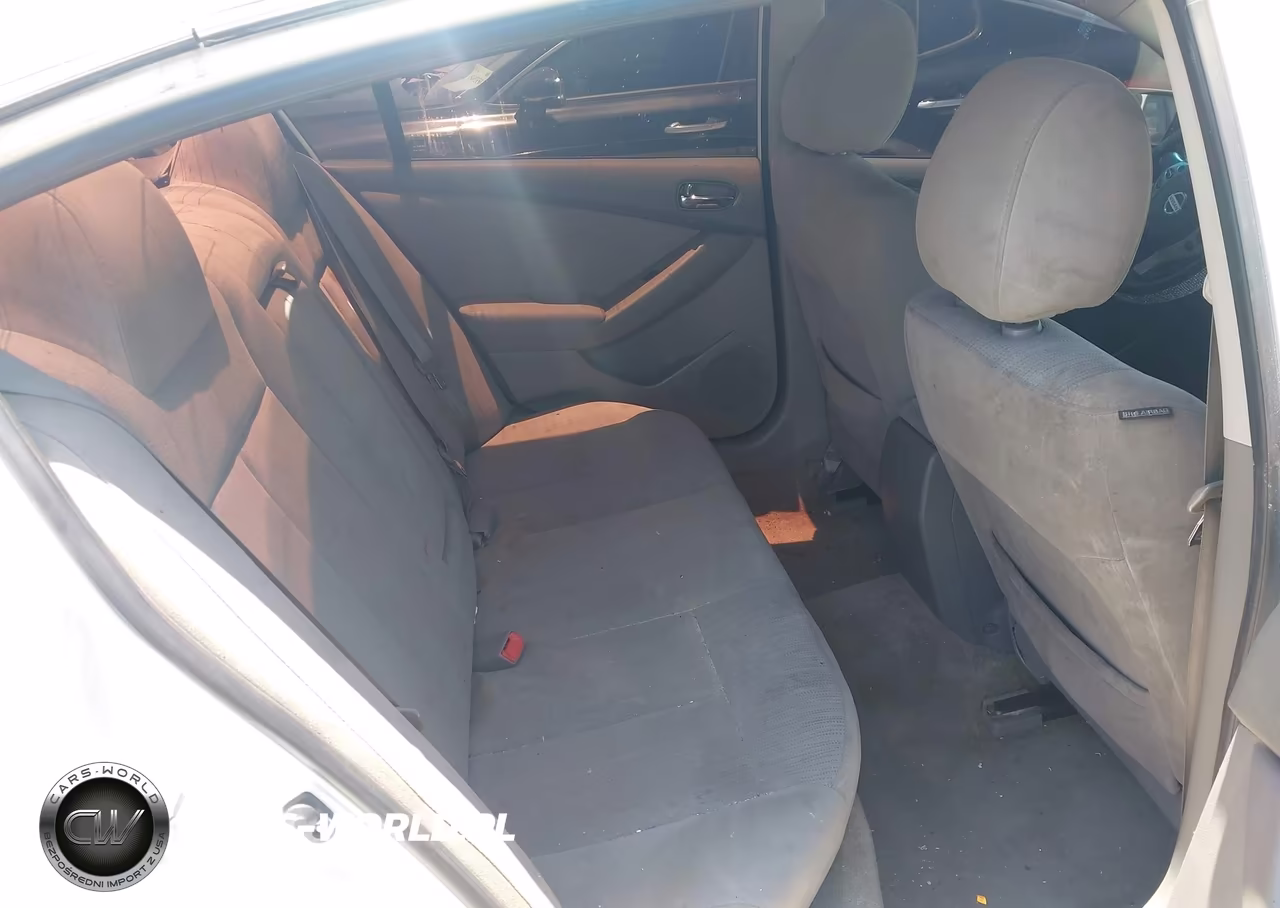 2011 Nissan Altima 2.5 S VIN:1N4AL2AP8BN490525 - 8