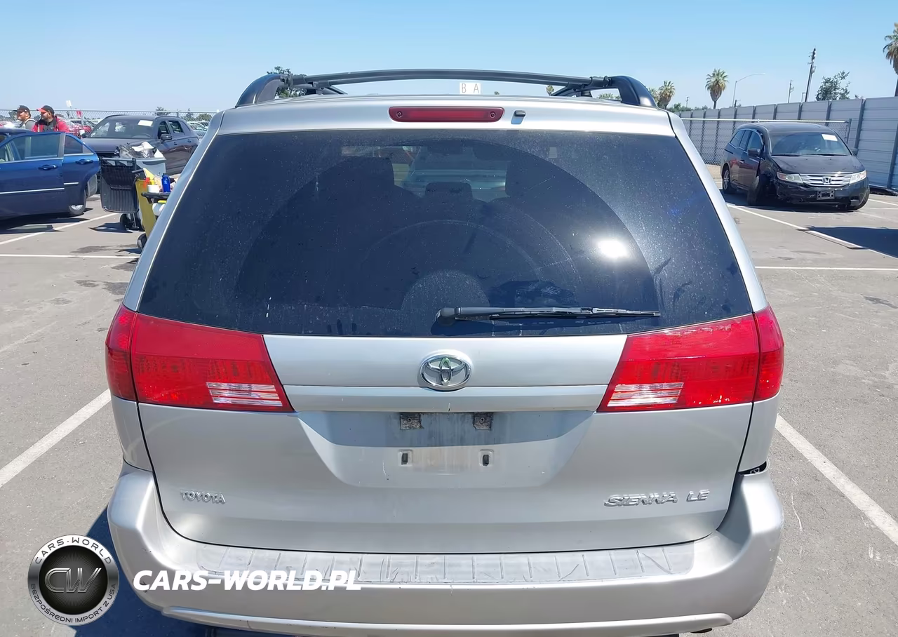 2005 Toyota Sienna Le VIN:5TDZA23CX5S367109 - 17