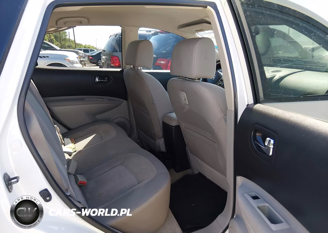 2015 Nissan Rogue Select S VIN:JN8AS5MT4FW152020 - 8