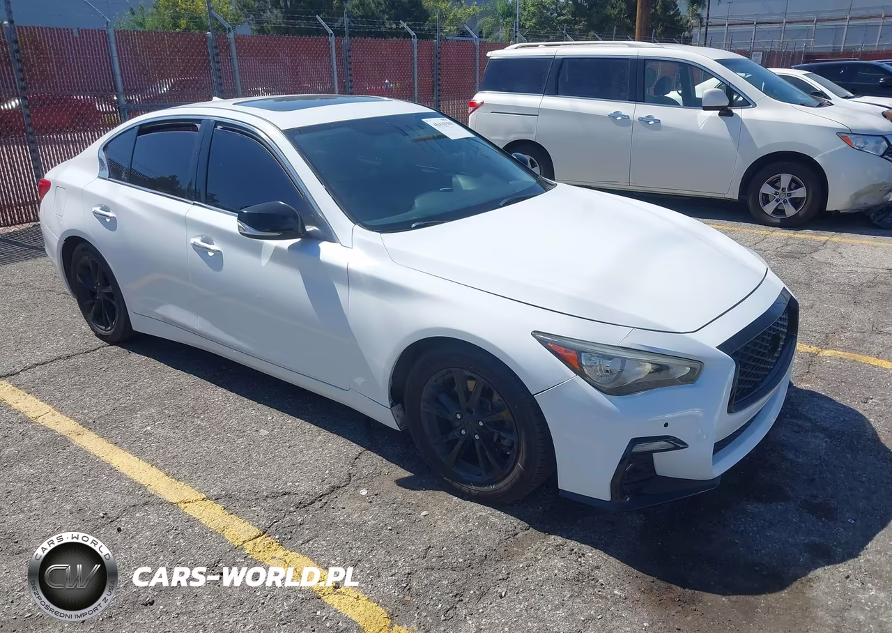 2015 Infiniti Q50 Hybrid Premium