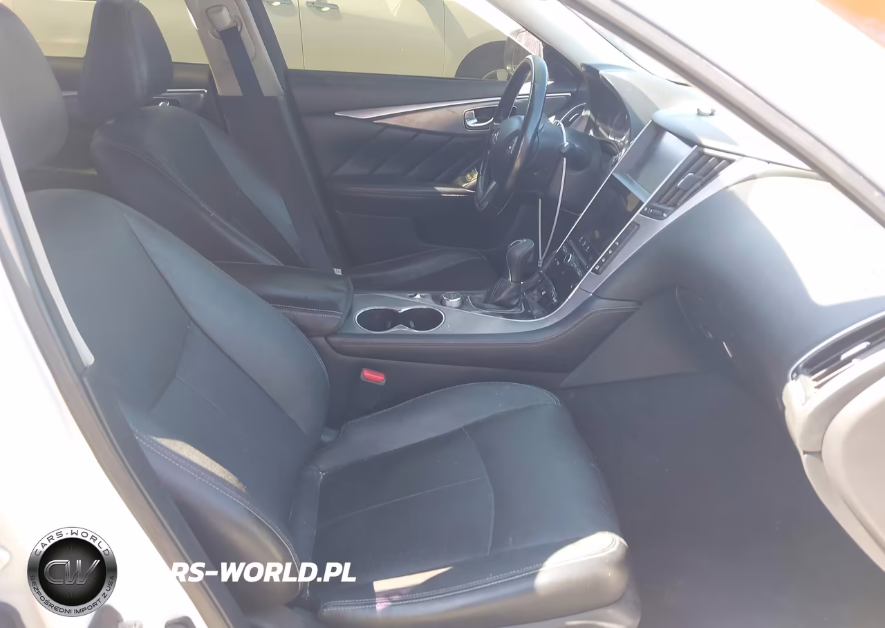 2015 Infiniti Q50 Hybrid Premium VIN:JN1AV7AP5FM790734 - 5