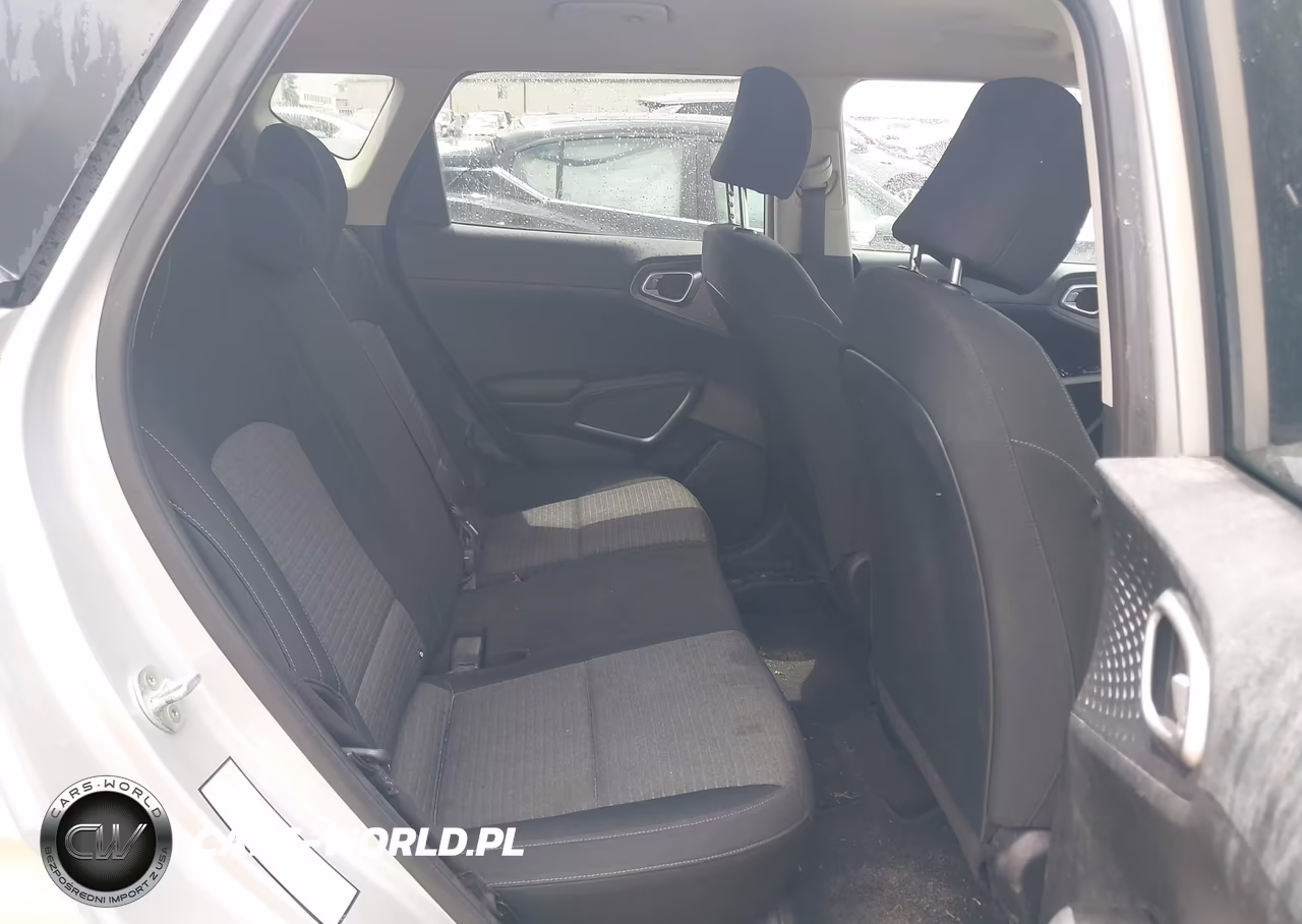2021 Kia Soul S VIN:KNDJ23AUXM7772889 - 8