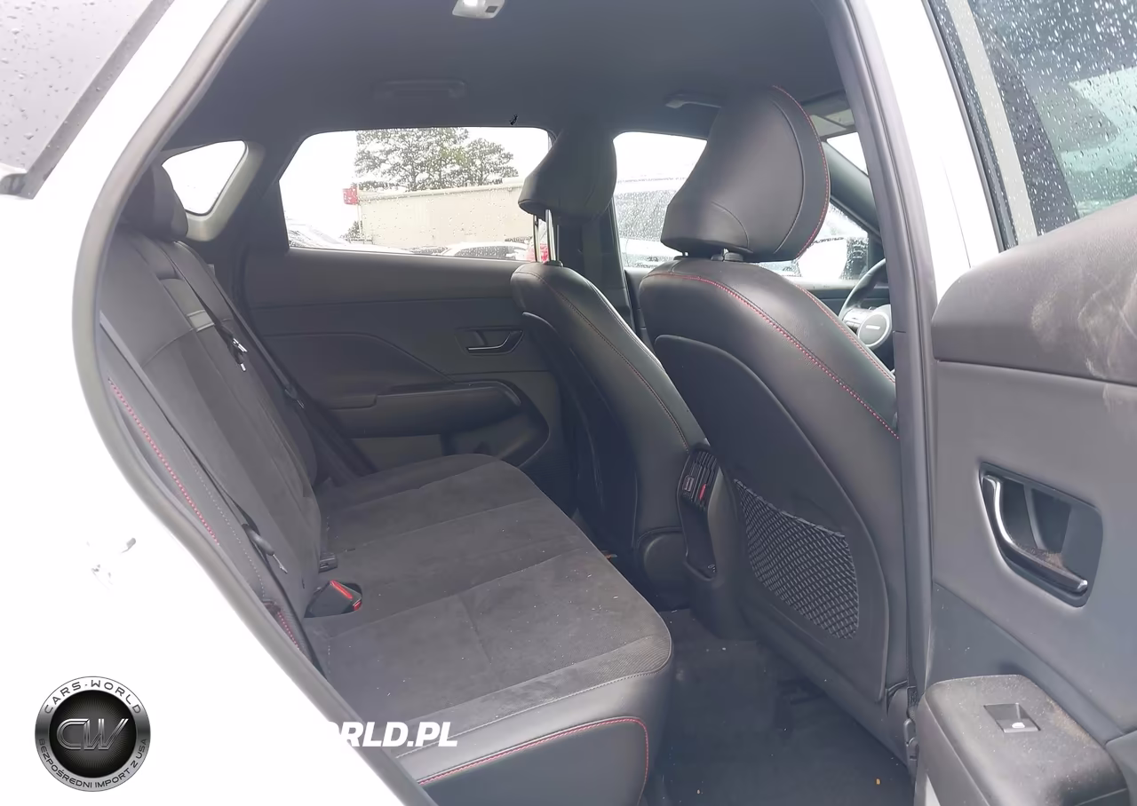 2025 Hyundai Kona N Line S VIN:KM8HB3A37SU209556 - 8