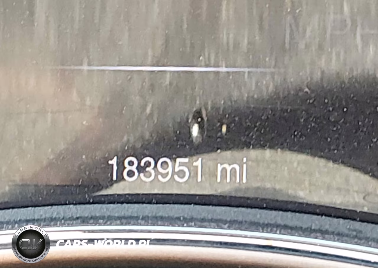 2015 Jeep Grand Cherokee Laredo VIN:1C4RJFAG9FC140624 - 15