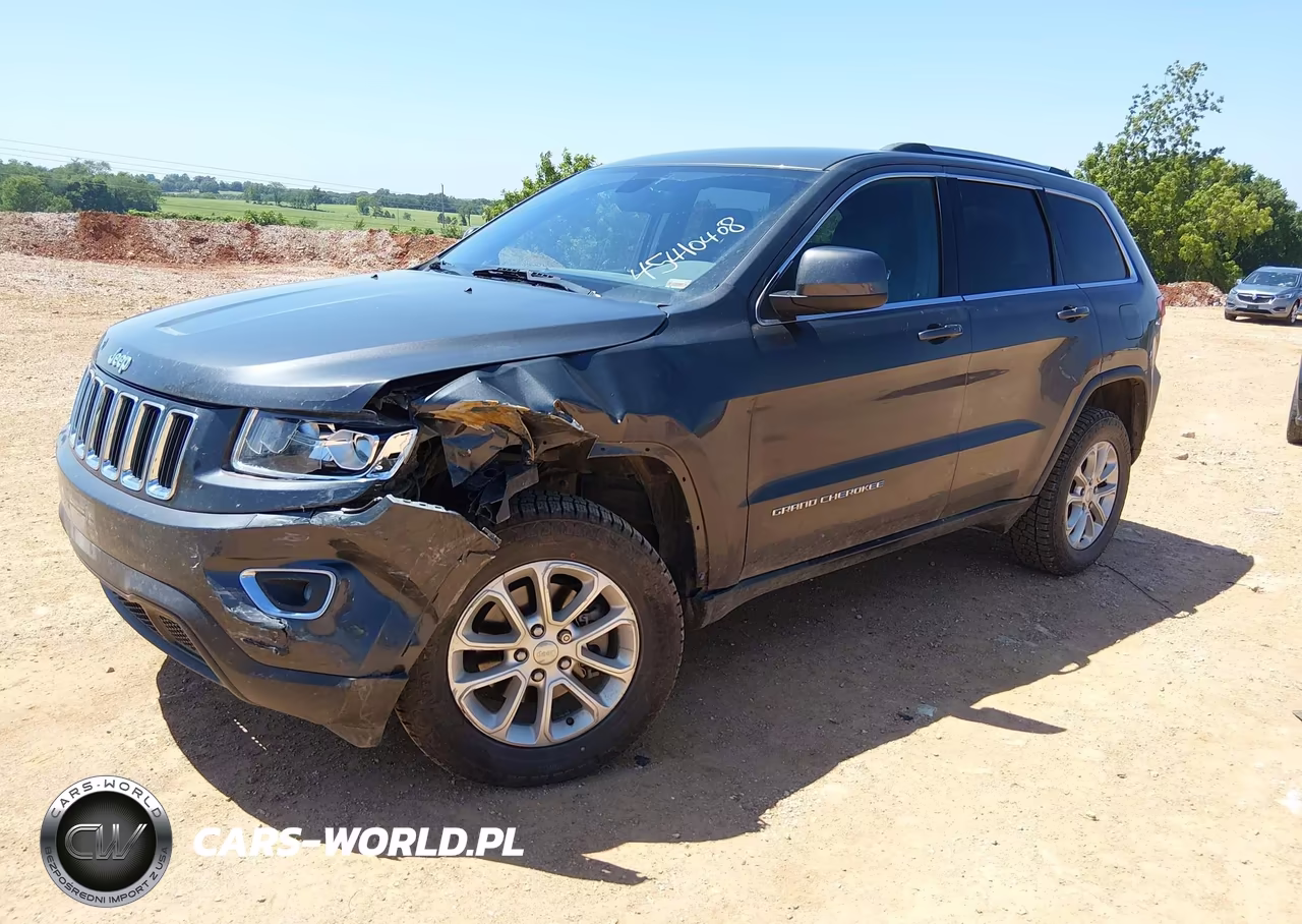 2015 Jeep Grand Cherokee Laredo VIN:1C4RJFAG9FC140624 - 2