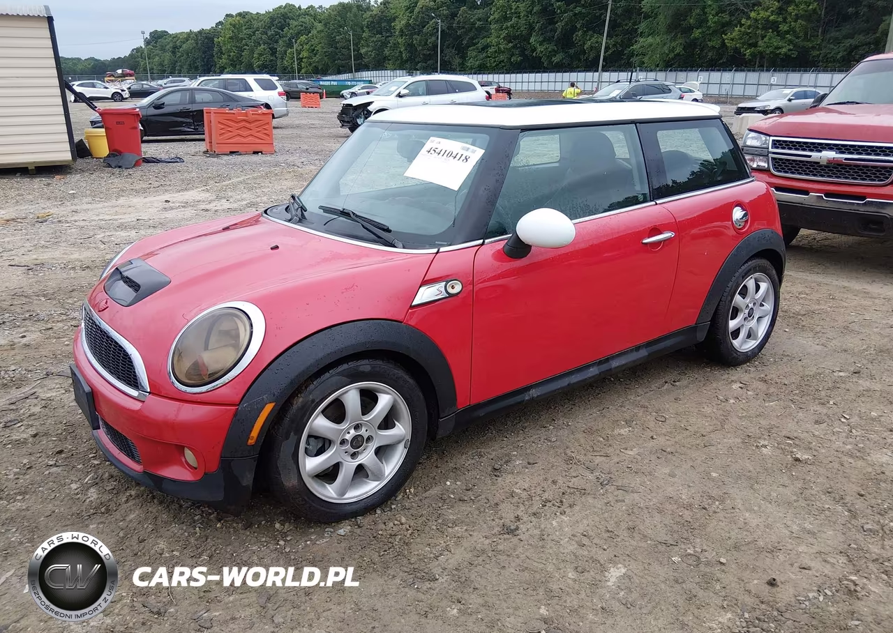 2009 Mini Cooper S VIN:WMWMF73569TT96671 - 2