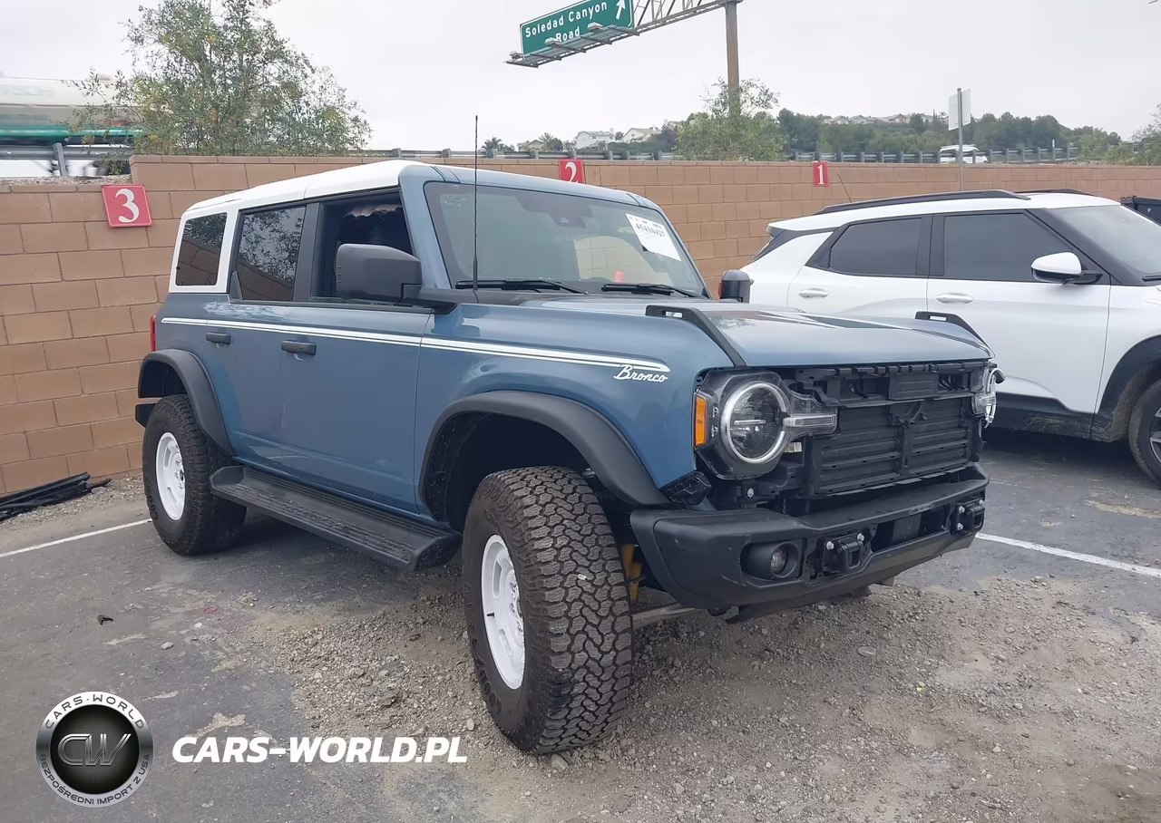 2025 Ford Bronco Heritage Edition – zdjęcie 1 z 17