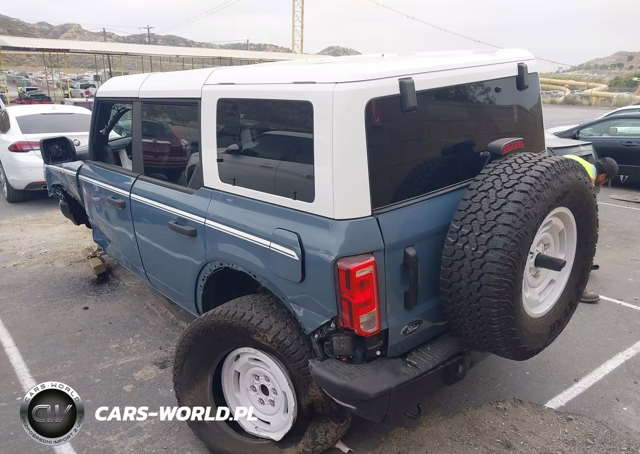 2025 Ford Bronco Heritage Edition VIN:1FMEE4DP7SLB65742 - 3
