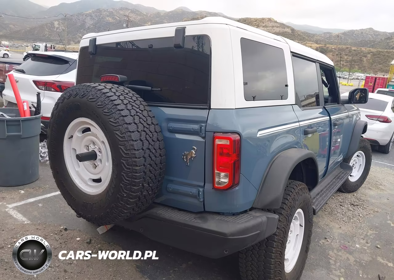 2025 Ford Bronco Heritage Edition VIN:1FMEE4DP7SLB65742 - 4