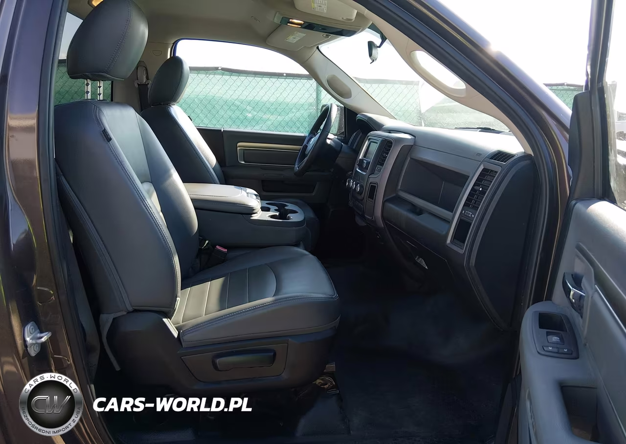 2019 Ram 1500 Classic Tradesman 4X2 8' Box VIN:3C6JR6DG7KG503888 - 5