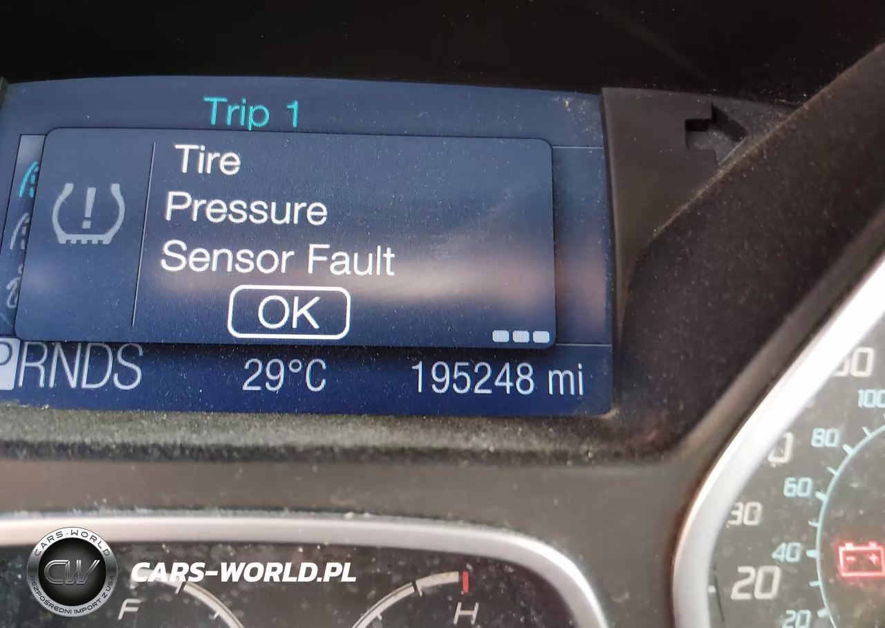 2012 Ford Focus Se VIN:1FAHP3F23CL236577 - 12