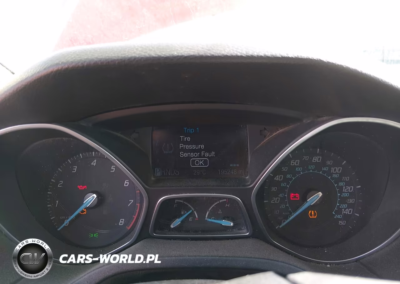 2012 Ford Focus Se VIN:1FAHP3F23CL236577 - 7