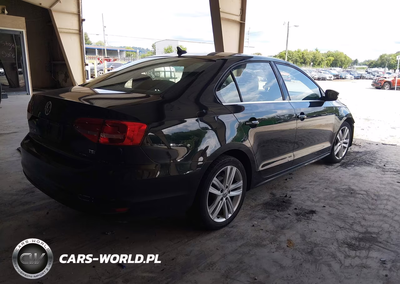 2015 Volkswagen Jetta 1.8T Sel VIN:3VWL07AJ9FM259408 - 4