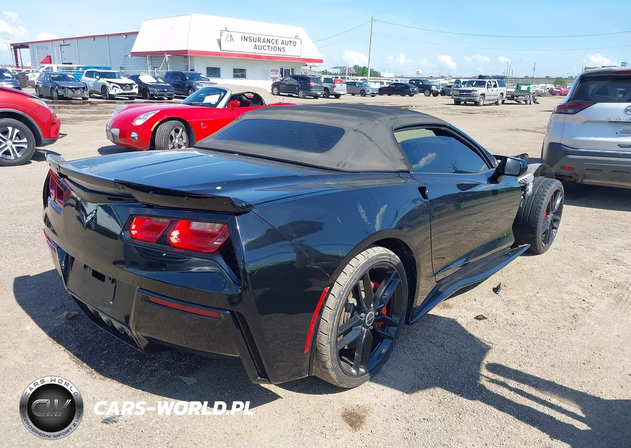 2015 Chevrolet Corvette Stingray VIN:1G1YD3D78F5107530 - 4