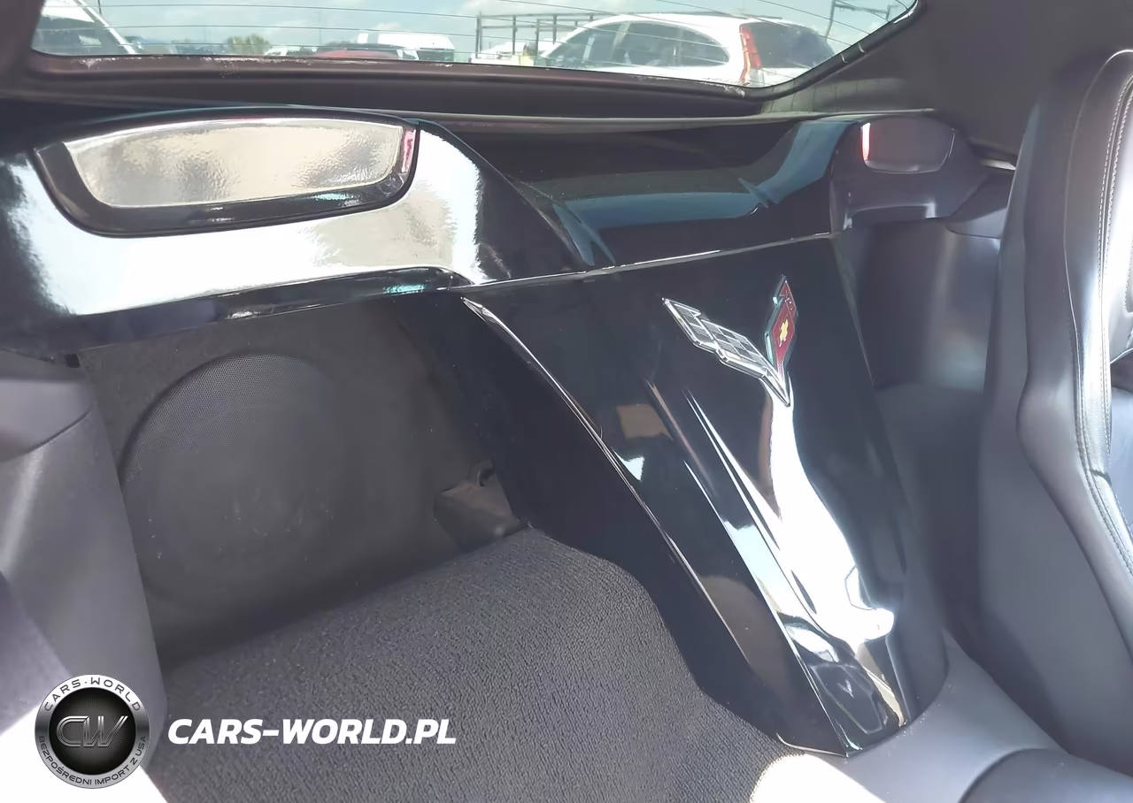 2015 Chevrolet Corvette Stingray VIN:1G1YD3D78F5107530 - 8