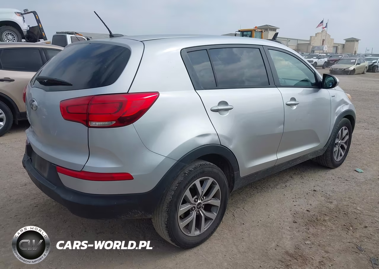 2014 Kia Sportage Lx VIN:KNDPBCAC2E7613951 - 4