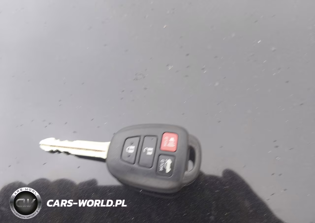 2016 Toyota Camry Le VIN:4T4BF1FK8GR526371 - 11