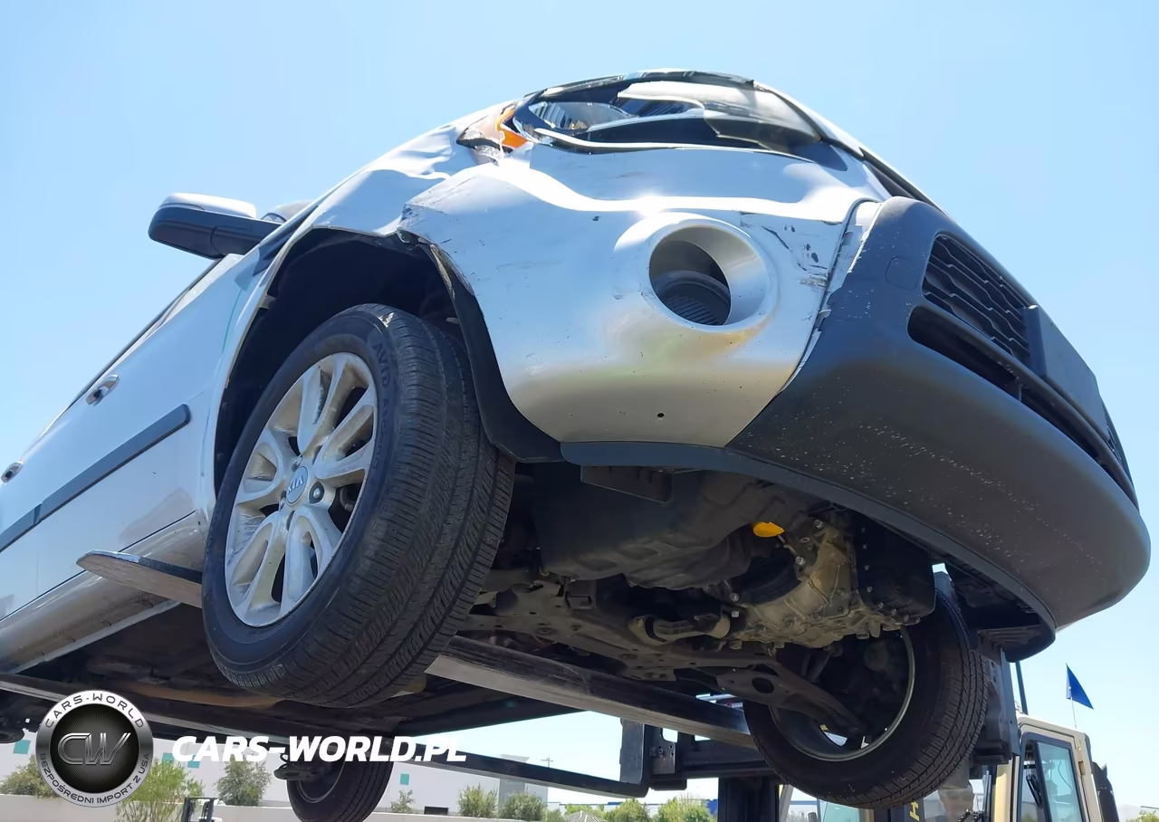 2013 Kia Soul + VIN:KNDJT2A66D7498809 - 14