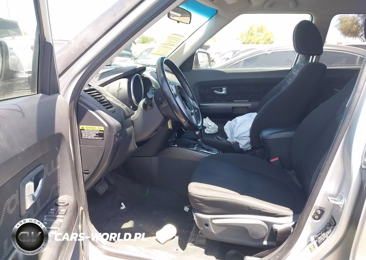 2013 Kia Soul + VIN:KNDJT2A66D7498809 - 5