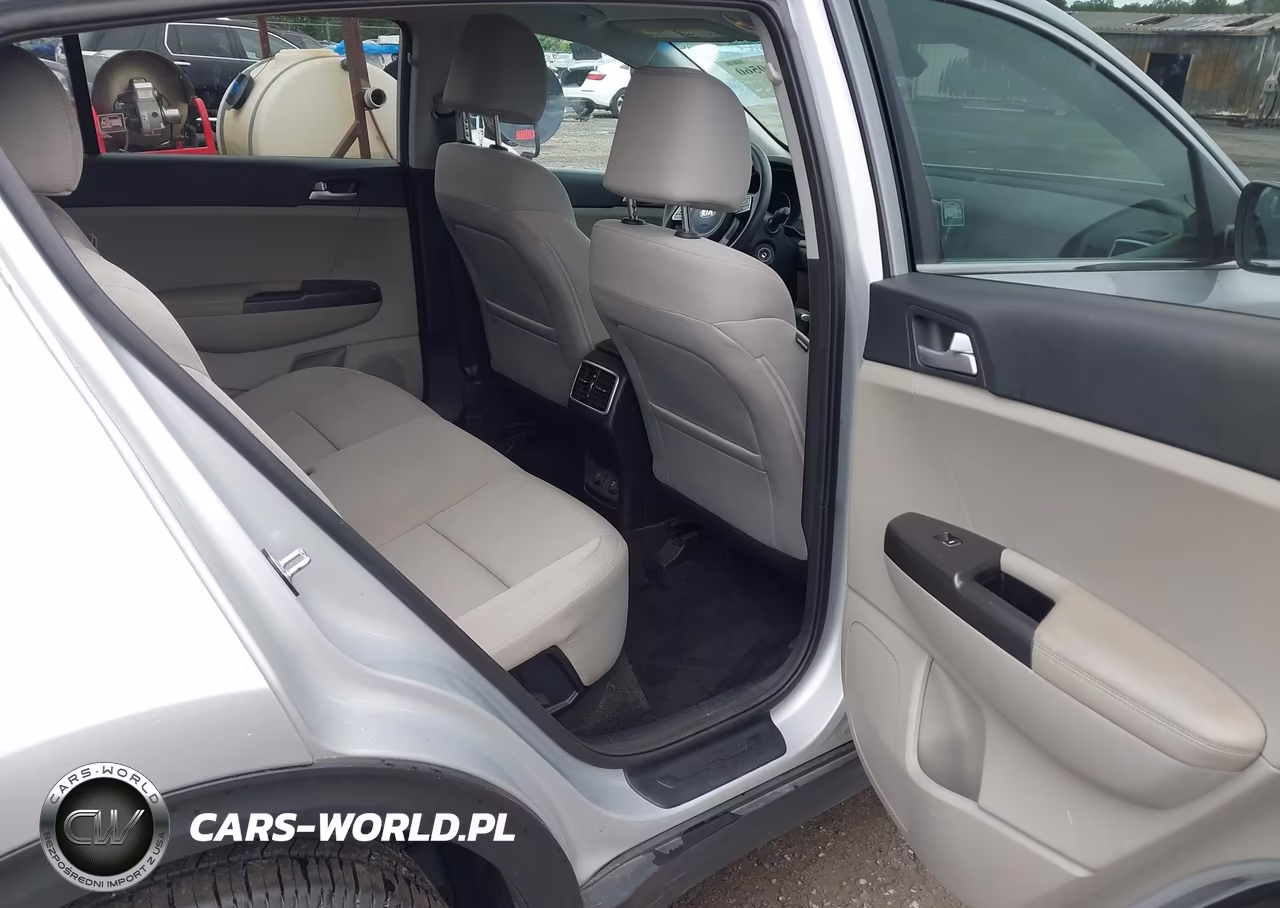2021 Kia Sportage Lx VIN:KNDPMCACXM7848042 - 8