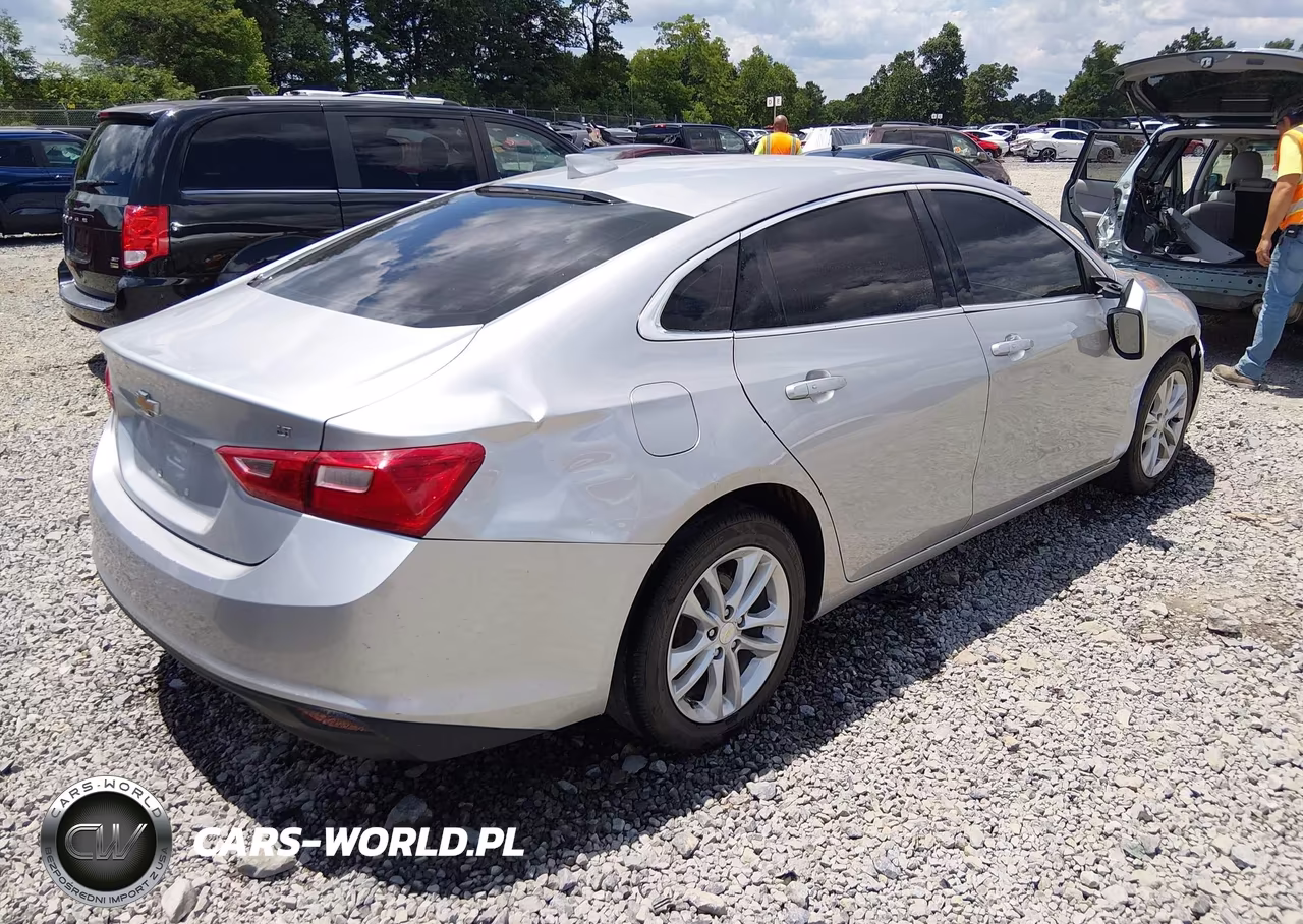 2016 Chevrolet Malibu 1Lt VIN:1G1ZE5STXGF341337 - 4