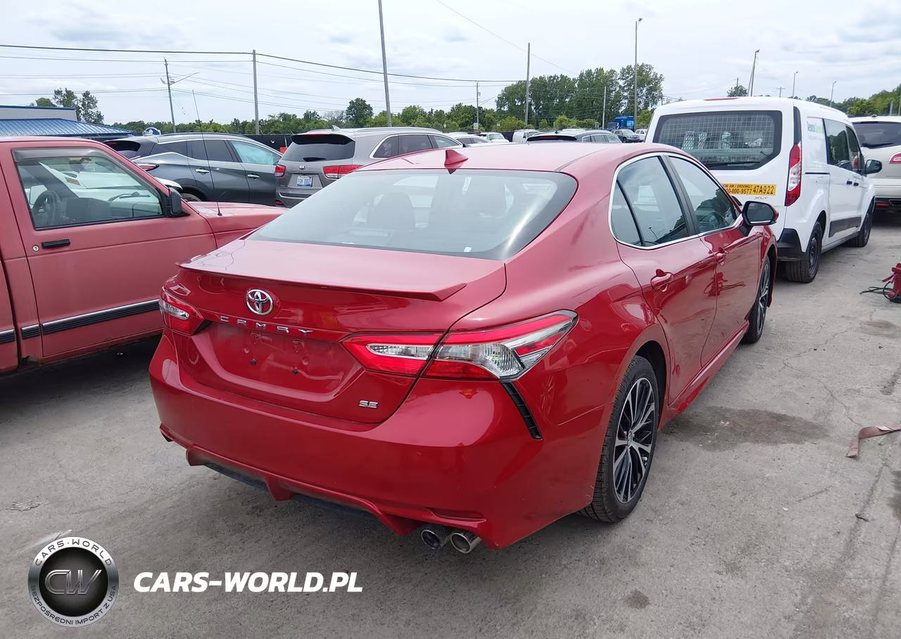 2019 Toyota Camry Se VIN:4T1B11HK5KU289319 - 4