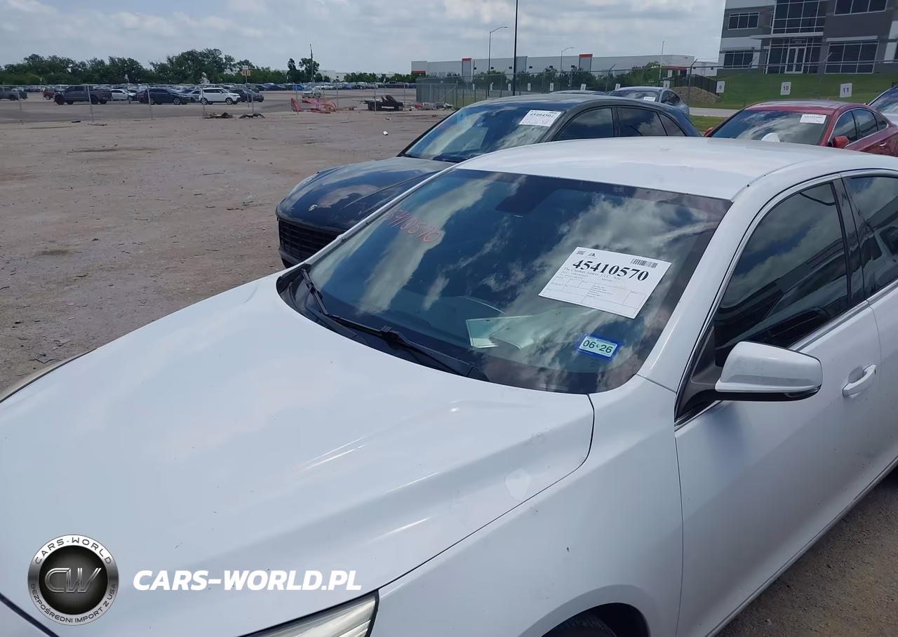 2013 Chevrolet Malibu 2Lt VIN:1G11E5SA9DF227563 - 6