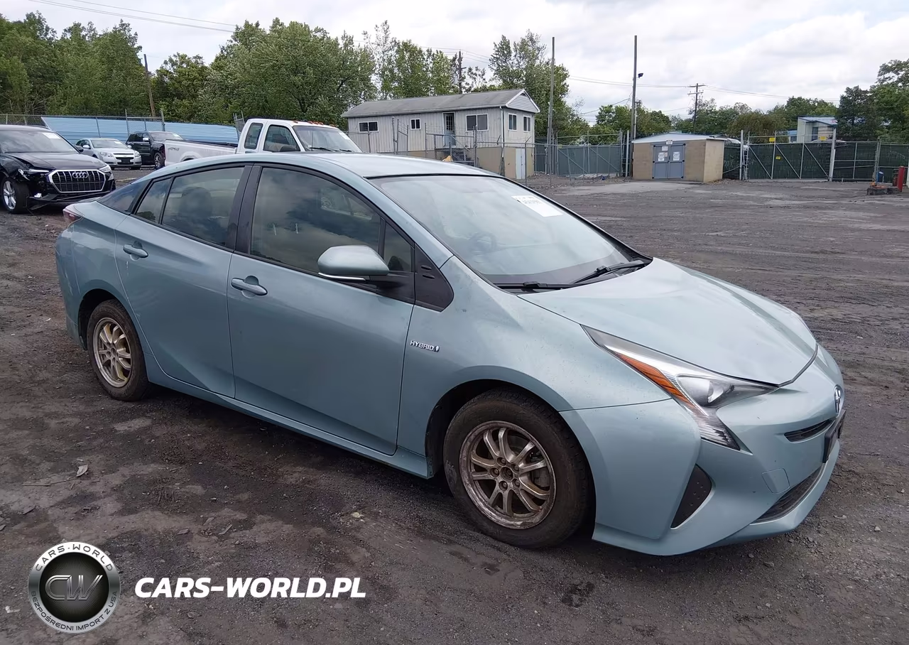 2016 Toyota Prius Two