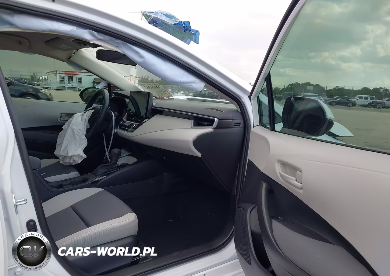 2026 Toyota Corolla Le VIN:5YFB4MDE5TP388914 - 5