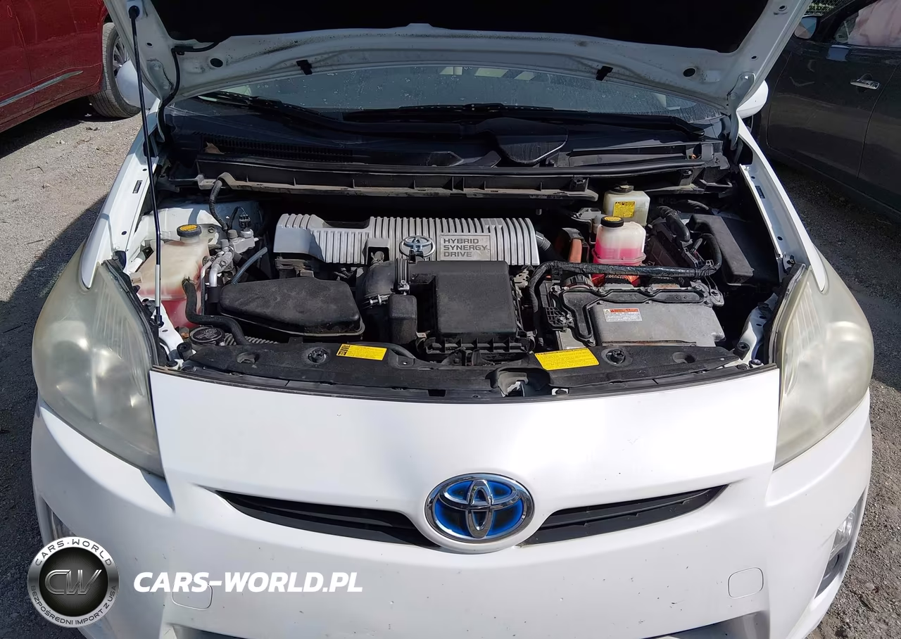 2011 Toyota Prius Two VIN:JTDKN3DU5B1447350 - 10