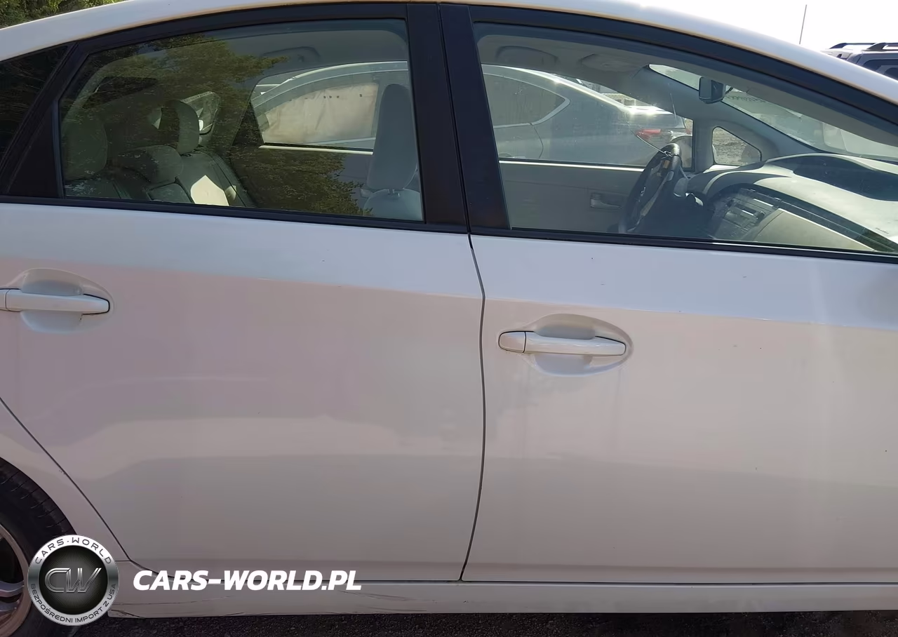 2011 Toyota Prius Two VIN:JTDKN3DU5B1447350 - 13