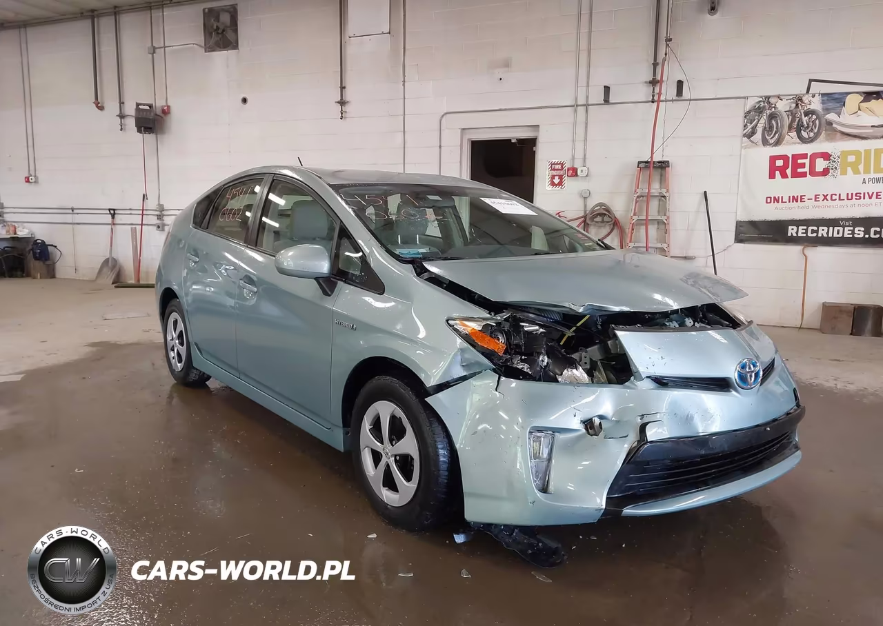 2013 Toyota Prius Two – zdjęcie 1 z 16